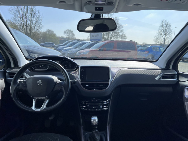 Photo 6 de l'offre de PEUGEOT 2008 1.6 BlueHDi 120 Allure à 9990€ chez Carlyss automobiles Vitré