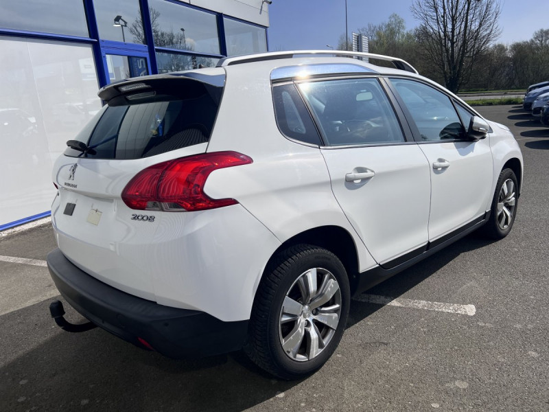 Photo 4 de l'offre de PEUGEOT 2008 1.6 BlueHDi 120 Allure à 9990€ chez Carlyss automobiles Vitré