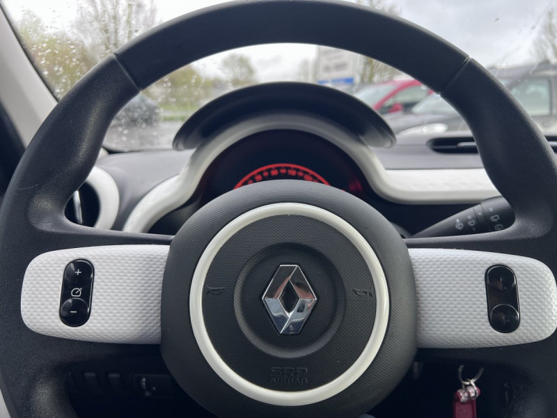 Photo 8 de l'offre de Renault Twingo (3) Zen SCe 70 BC à 7490€ chez Carlyss automobiles Vitré