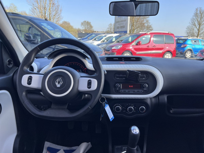 Photo 9 de l'offre de Renault Twingo (3) Zen SCe 70 BC à 8990€ chez Carlyss automobiles Vitré
