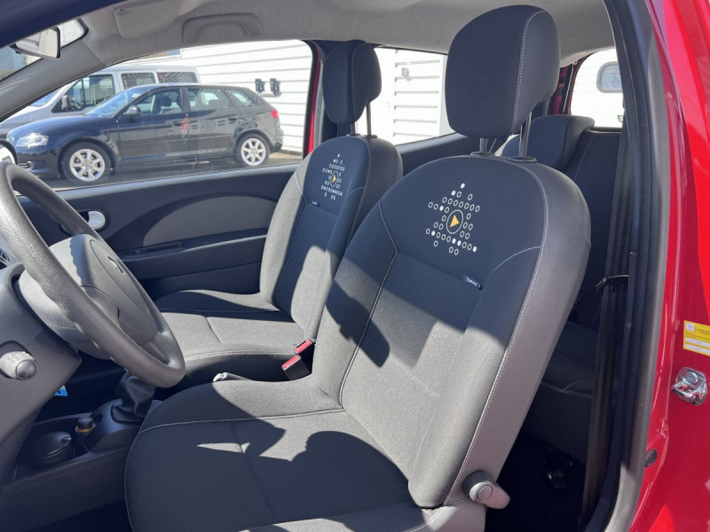 Photo 5 de l'offre de Renault Twingo (2) Expression 1.2 16v 75ch LEV Eco2 à 6290€ chez Carlyss automobiles Vitré