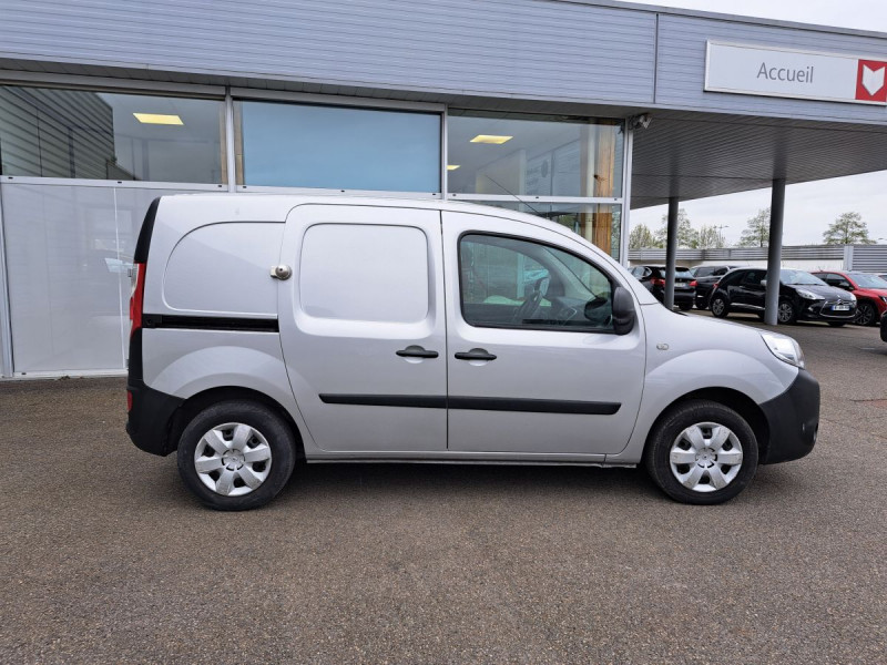 Photo 2 de l'offre de Renault Kangoo Express (2) Grand Confort dCi 90 EDC  9825 euros HT à 11790€ chez Carlyss automobiles Vitré