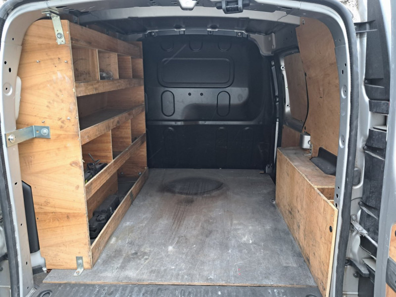 Photo 6 de l'offre de Renault Kangoo Express (2) Grand Confort dCi 90 EDC  9825 euros HT à 11790€ chez Carlyss automobiles Vitré