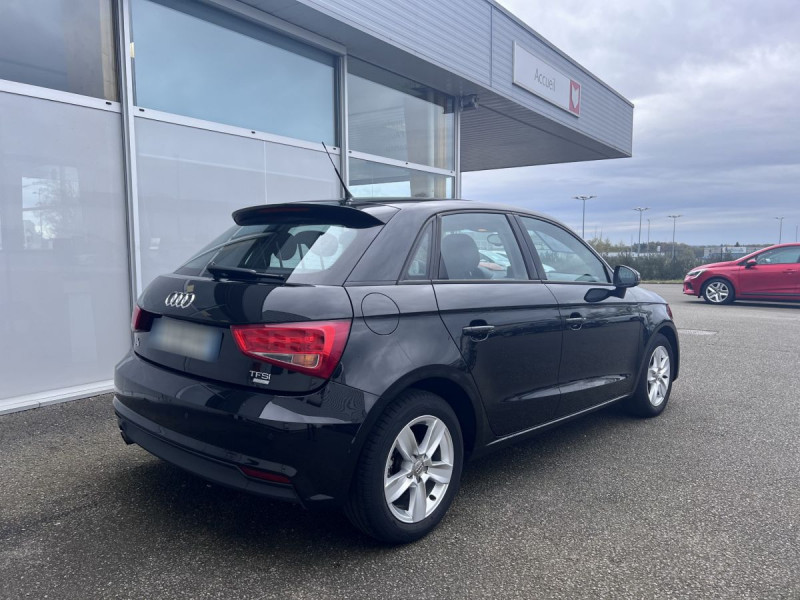 Photo 4 de l'offre de AUDI A1 Sportback 1.0 TFSI 95 ultra Business Line à 16490€ chez Carlyss automobiles Vitré