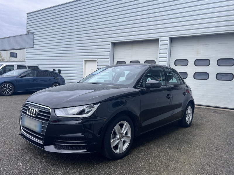 Photo 2 de l'offre de AUDI A1 Sportback 1.0 TFSI 95 ultra Business Line à 16490€ chez Carlyss automobiles Vitré