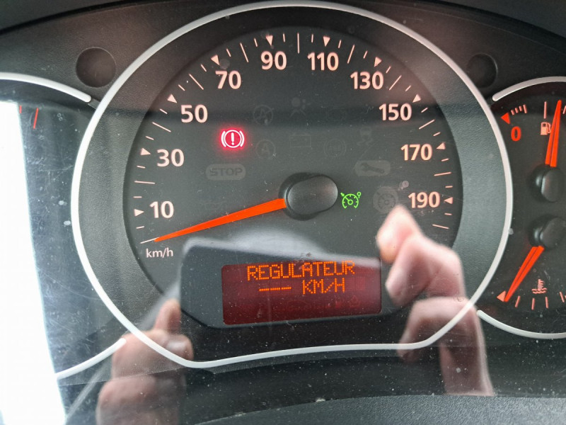 Photo 14 de l'offre de Renault Kangoo Express (2) Grand Confort dCi 90 EDC  9825 euros HT à 11790€ chez Carlyss automobiles Vitré