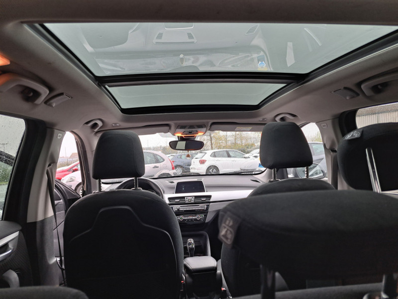 Photo 10 de l'offre de BMW X1 (2) sDrive18d Lounge BVA8 à 22490€ chez Carlyss automobiles Vitré