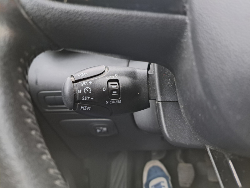 Photo 15 de l'offre de CITROEN C3 Aircross BlueHDi 100 S&S BVM6 Shine Business à 11790€ chez Carlyss automobiles Vitré
