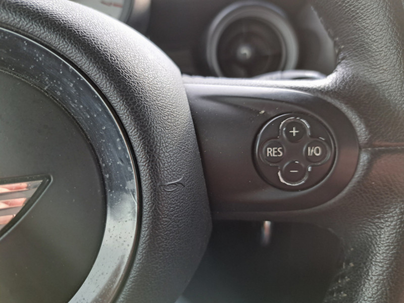 Photo 17 de l'offre de Mini Mini (3) Cooper D 112 ch BVA6 à 11490€ chez Carlyss automobiles Vitré