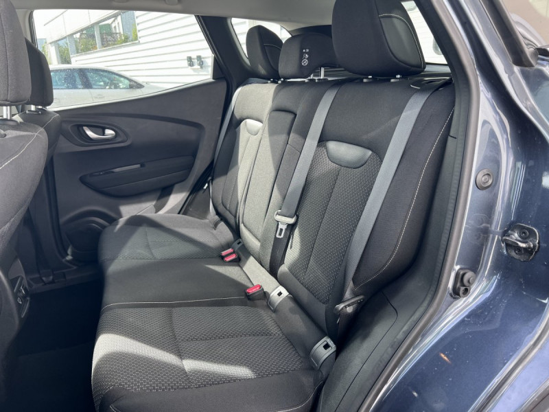 Photo 7 de l'offre de RENAULT Kadjar Evolution dCi 115 EDC à 17490€ chez Carlyss automobiles Vitré