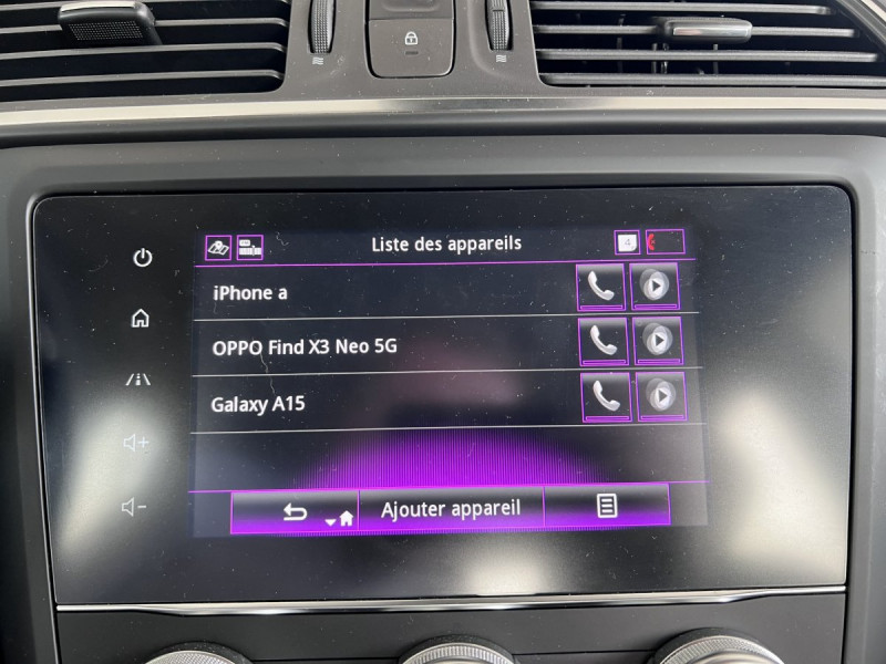 Photo 13 de l'offre de RENAULT Kadjar Evolution dCi 115 EDC à 17490€ chez Carlyss automobiles Vitré