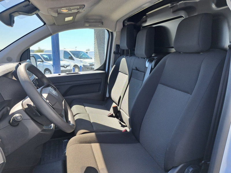 Photo 8 de l'offre de Citroën Jumpy (3) 24992 euros HT  Taille XL BHDi 180 EAT8   à 29990€ chez Carlyss automobiles Vitré