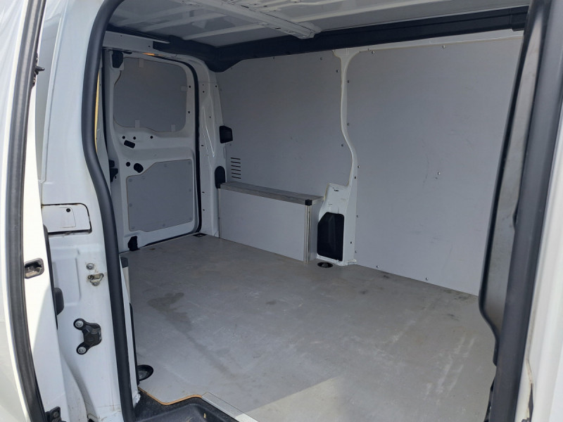 Photo 5 de l'offre de Citroën Jumpy (3) 14992 euros HT M BlueHDi 150 S&S BVM6 Club à 17990€ chez Carlyss automobiles Vitré