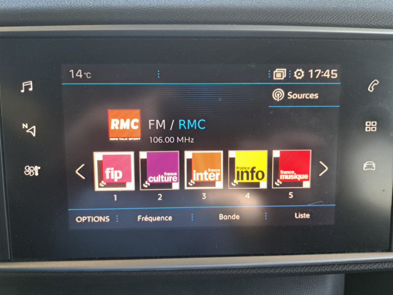 Photo 11 de l'offre de PEUGEOT 308 (2) BlueHDi 130 S&S Tech Edition à 12990€ chez Carlyss automobiles Vitré