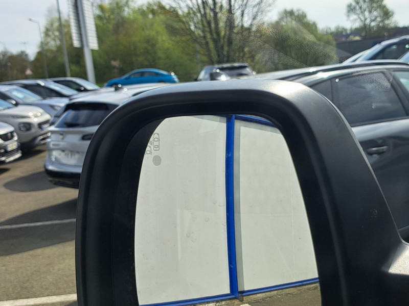 Photo 18 de l'offre de Citroën Jumpy (3) 14992 euros HT M BlueHDi 150 S&S BVM6 Club à 17990€ chez Carlyss automobiles Vitré