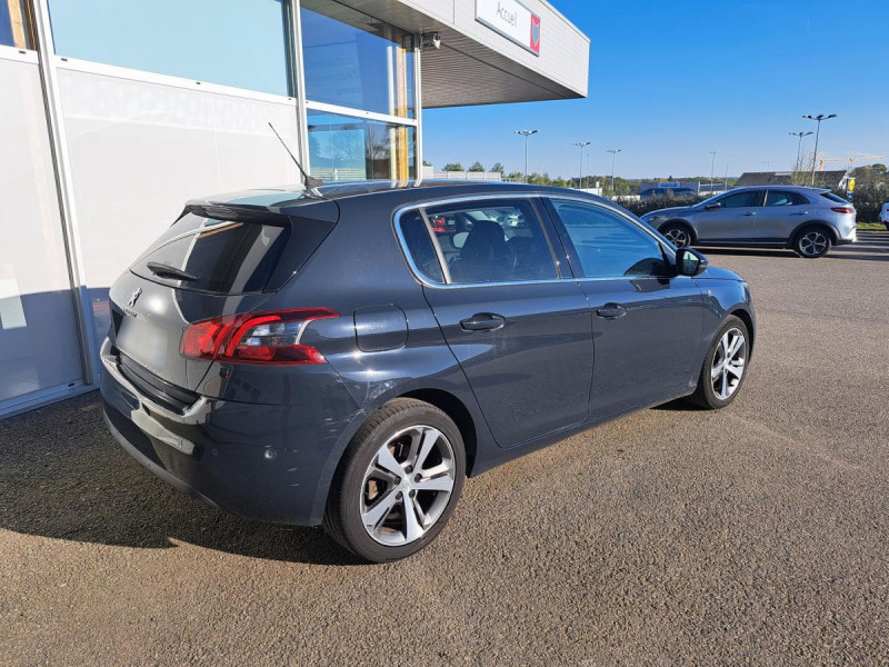 Photo 4 de l'offre de PEUGEOT 308 (2) BlueHDi 130 S&S Tech Edition à 12990€ chez Carlyss automobiles Vitré