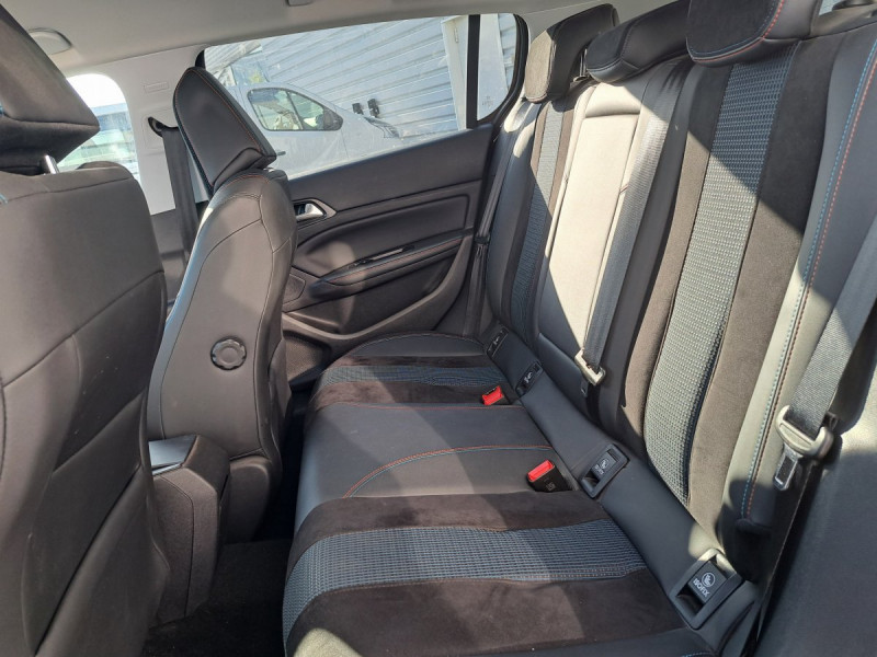 Photo 8 de l'offre de PEUGEOT 308 (2) BlueHDi 130 S&S Tech Edition à 12990€ chez Carlyss automobiles Vitré