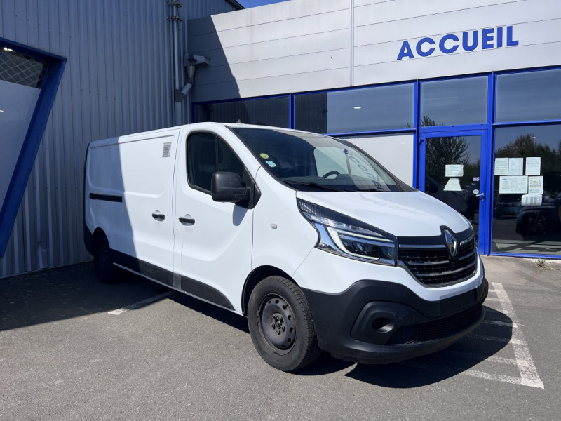 Renault Trafic (3) 19992 euros HT FG GCF L2H1 1200 Energy dCi 145 EDC Diesel Blanc Occasion à vendre