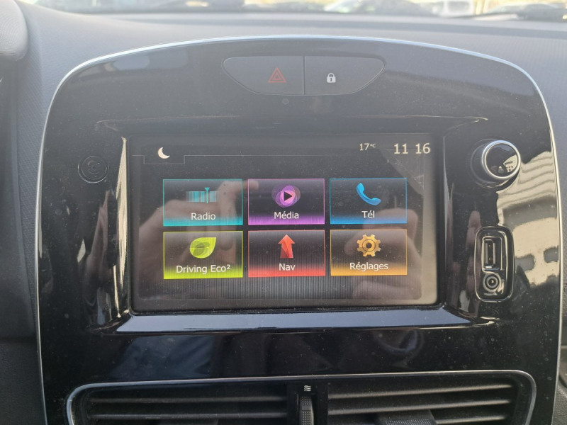 Photo 9 de l'offre de RENAULT Clio (4) Business TCe 90 à 13290€ chez Carlyss automobiles Vitré