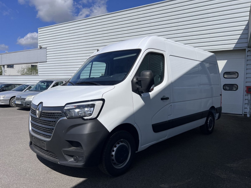 Photo 2 de l'offre de Renault Master (3) 19575 euros HT FG Tr CF F3300 L2H2 Blue dCi 150 à 23490€ chez Carlyss automobiles Vitré