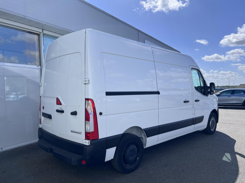 Photo 4 de l'offre de Renault Master (3) 19575 euros HT FG Tr CF F3300 L2H2 Blue dCi 150 à 23490€ chez Carlyss automobiles Vitré