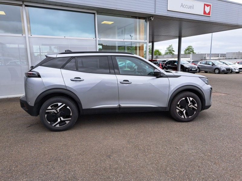 Photo 2 de l'offre de Peugeot 2008 (2) BLUEHDI 130 S&S EAT8 ALLURE PACK à 24490€ chez Carlyss automobiles Vitré