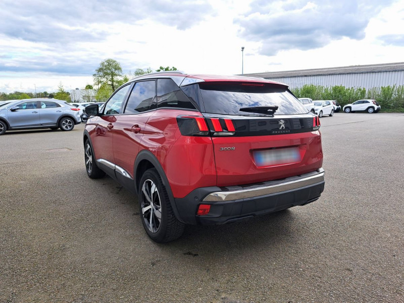 Photo 5 de l'offre de PEUGEOT 3008 (2) BlueHDi 130 S&S EAT8 Allure à 17790€ chez Carlyss automobiles Vitré