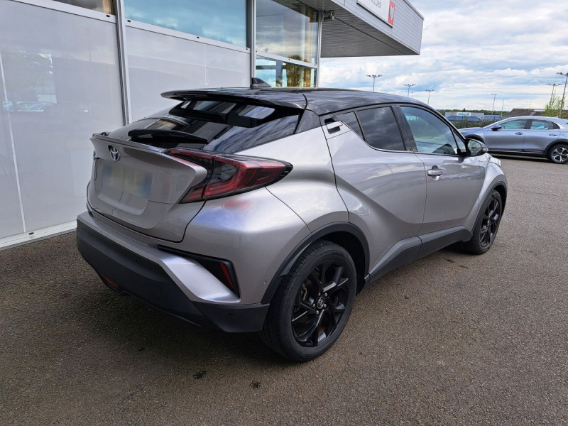 Photo 3 de l'offre de TOYOTA C-HR 1.8 HYBRIDE 122 GRAPHIC à 19990€ chez Carlyss automobiles Vitré
