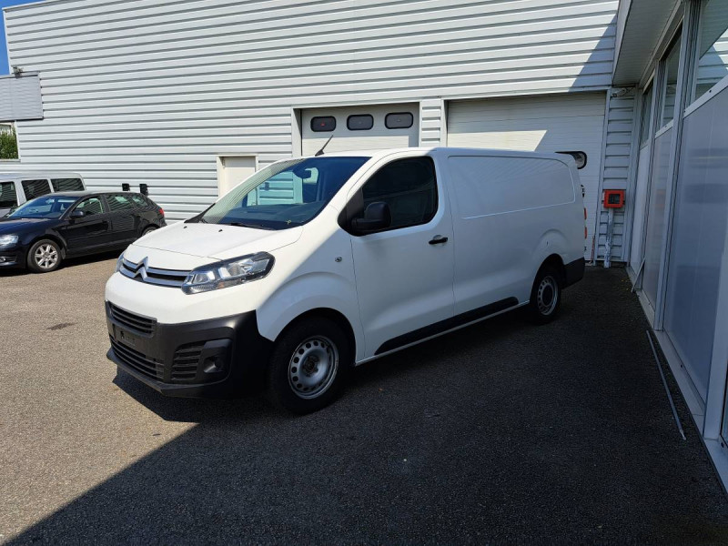 Photo 2 de l'offre de Citroën Jumpy (3) 17075 euros HT XL BlueHDi 150 S&S BVM6 CAF Club à 20490€ chez Carlyss automobiles Vitré