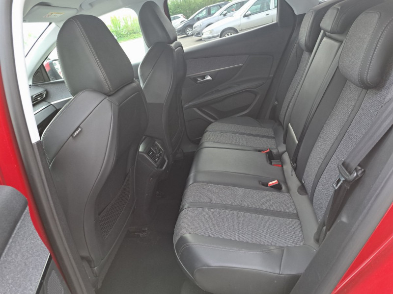 Photo 11 de l'offre de PEUGEOT 3008 (2) BlueHDi 130 S&S EAT8 Allure à 17790€ chez Carlyss automobiles Vitré