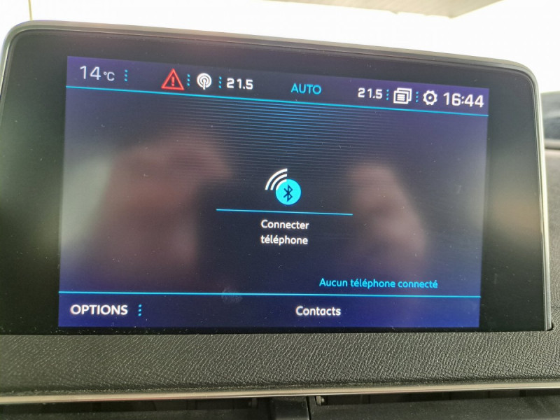 Photo 15 de l'offre de PEUGEOT 3008 (2) BlueHDi 130 S&S EAT8 Allure à 17790€ chez Carlyss automobiles Vitré