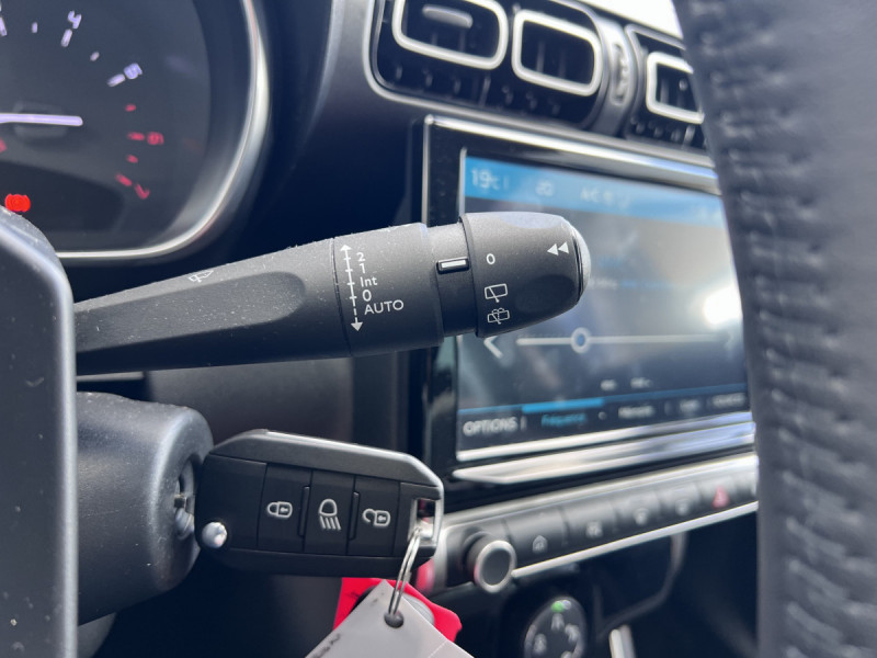 Photo 19 de l'offre de CITROEN C3 Aircross BlueHDi 110 S&S BVM6 Shine à 16490€ chez Carlyss automobiles Vitré