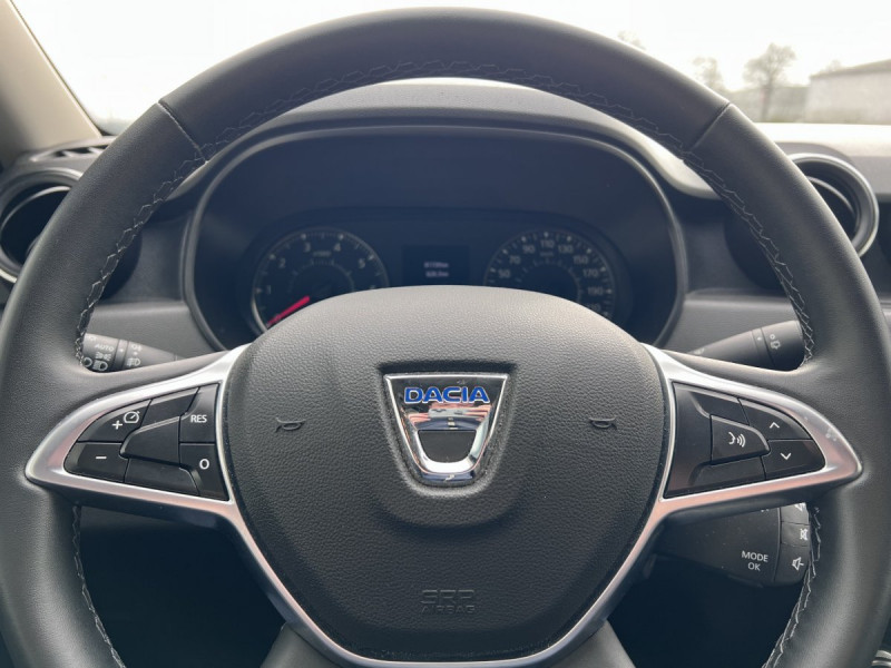 Photo 8 de l'offre de DACIA Duster (2) Prestige ECO-G 100 4x2 E6U à 13990€ chez Carlyss automobiles Vitré