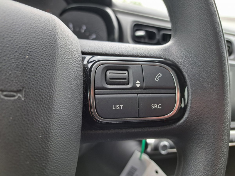 Photo 15 de l'offre de CITROEN C3 (3) PureTech 83 S&S BVM Feel Pack à 9990€ chez Carlyss automobiles Vitré