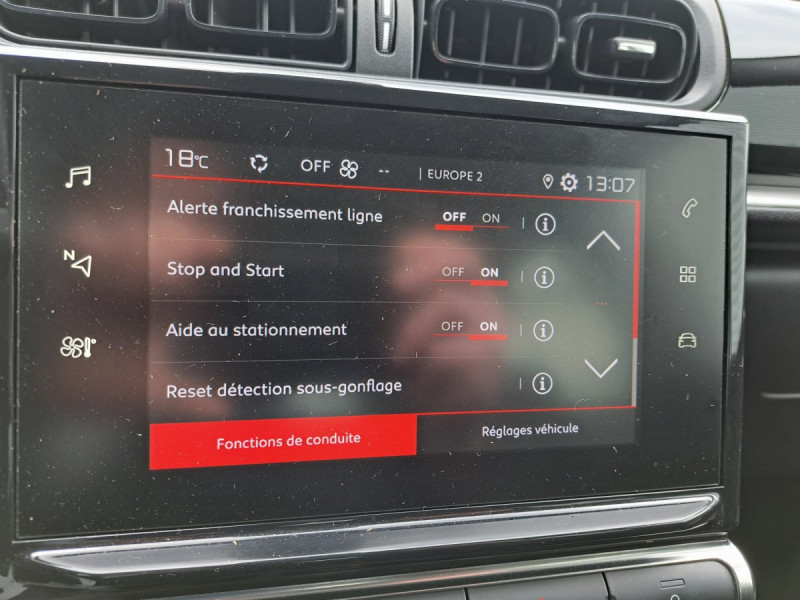 Photo 9 de l'offre de CITROEN C3 (3) PureTech 83 S&S BVM Feel Pack à 9990€ chez Carlyss automobiles Vitré