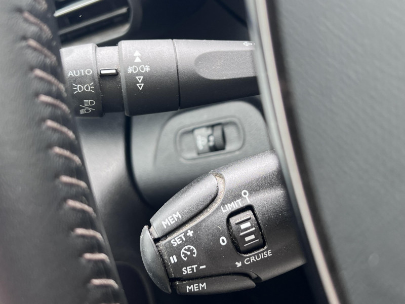 Photo 16 de l'offre de PEUGEOT Rifter BlueHDi 100 S&S Active à 15490€ chez Carlyss automobiles Vitré