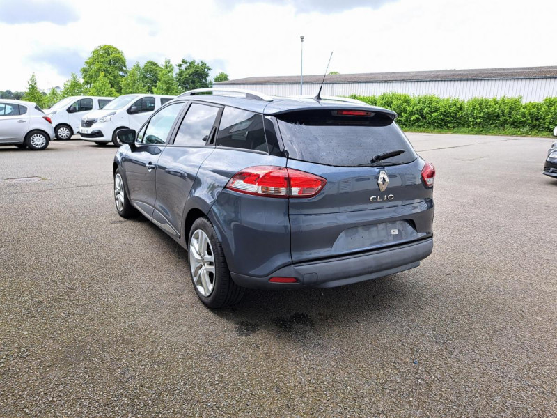 Photo 4 de l'offre de Renault Clio Estate (4) Business TCe 90 à 10790€ chez Carlyss automobiles Vitré