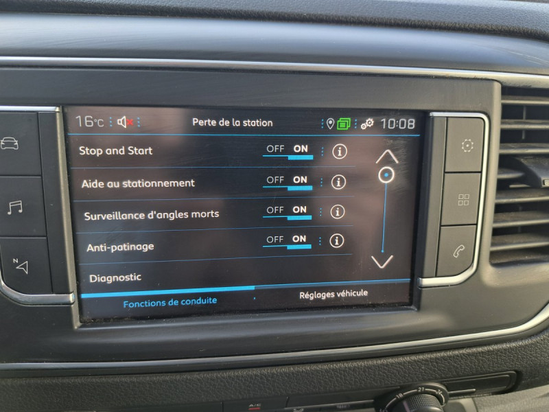 Photo 11 de l'offre de Peugeot Expert (3) 19158 euros HT BLUEHDI 180 S&S AUTO LONG Asphalt à 22990€ chez Carlyss automobiles Vitré