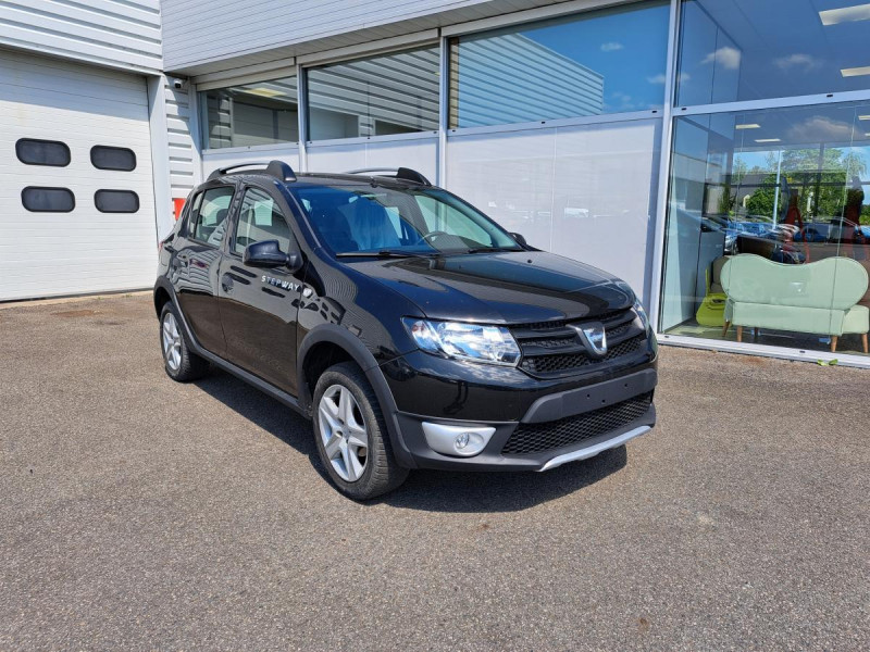 Photo 1 de l'offre de Dacia Sandero (2) Stepway Prestige TCe 90 à 9490€ chez Carlyss automobiles Vitré