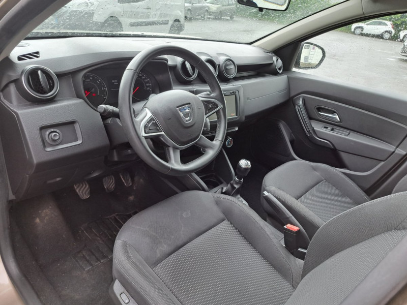 Photo 6 de l'offre de DACIA Duster (2) Confort TCe 100 4x2 2019 à 13990€ chez Carlyss automobiles Vitré