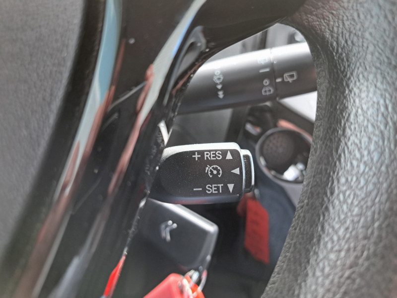 Photo 13 de l'offre de Citroën C1 (2) VTi 72 S&S BVM Feel à 8990€ chez Carlyss automobiles Vitré