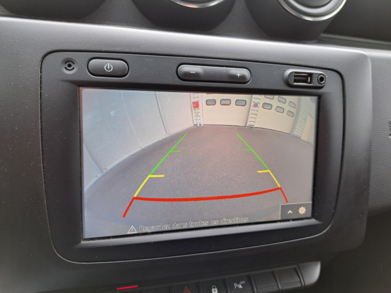 Photo 10 de l'offre de DACIA Duster (2) Confort TCe 100 4x2 2019 à 13990€ chez Carlyss automobiles Vitré