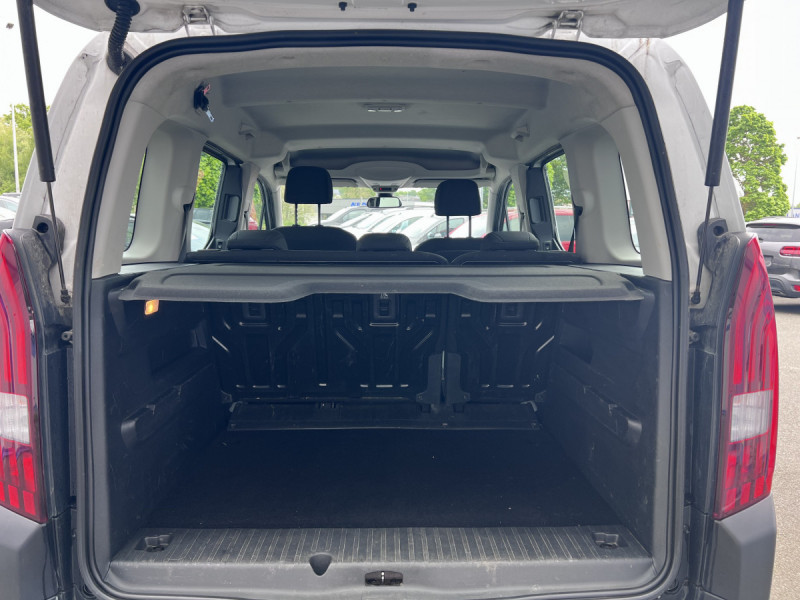 Photo 17 de l'offre de PEUGEOT Rifter BlueHDi 100 S&S Active à 15490€ chez Carlyss automobiles Vitré