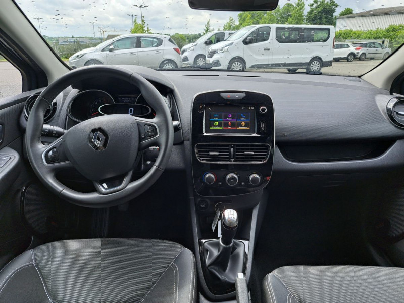 Photo 6 de l'offre de Renault Clio Estate (4) Business TCe 90 à 10790€ chez Carlyss automobiles Vitré