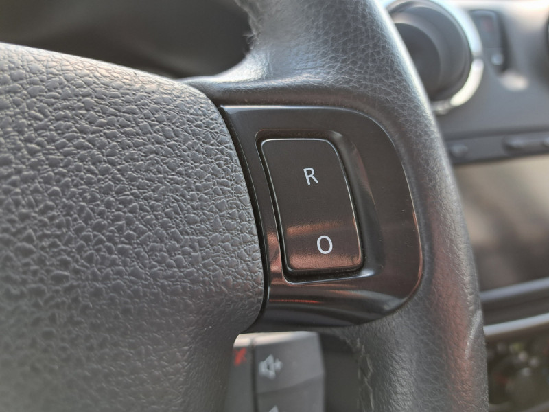 Photo 15 de l'offre de Dacia Sandero (2) Stepway Prestige TCe 90 à 9490€ chez Carlyss automobiles Vitré