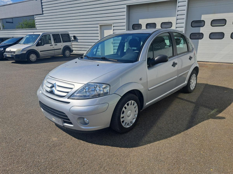 Photo 2 de l'offre de CITROEN C3 1.4i Airplay à 5990€ chez Carlyss automobiles Vitré