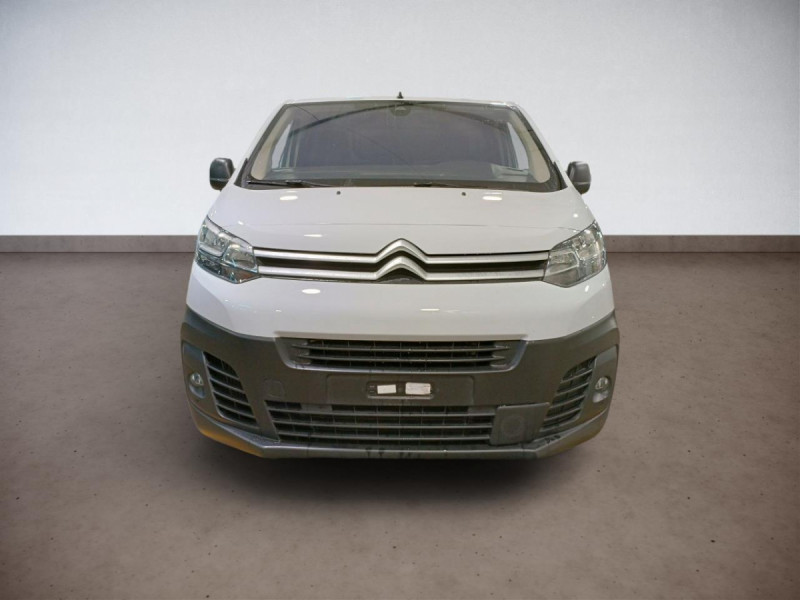 Photo 2 de l'offre de Citroën Jumpy (3) 21242 euros HT M BlueHDi 145 S&S EAT8 à 25490€ chez Carlyss automobiles Vitré