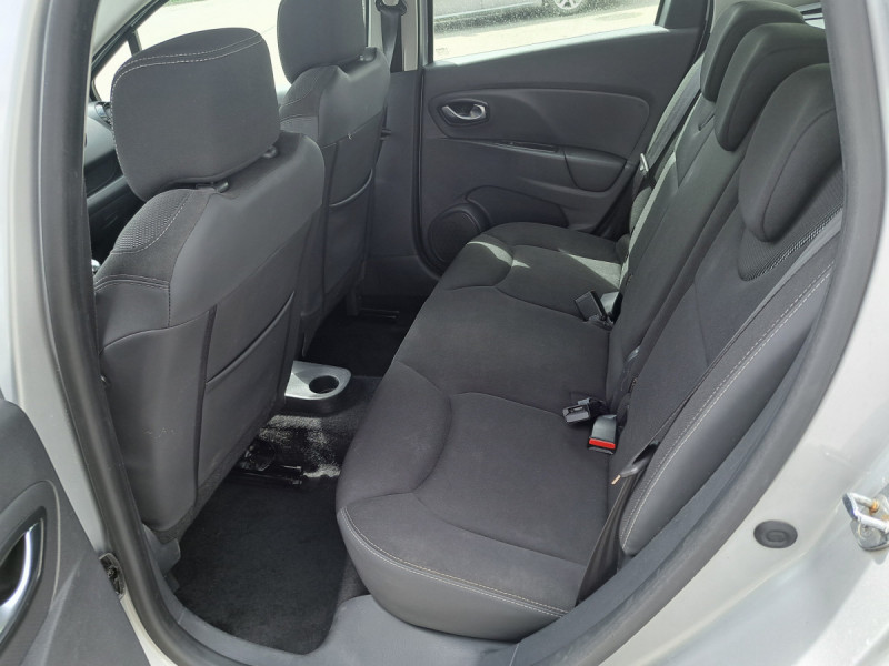 Photo 7 de l'offre de Renault Clio Estate (4) Zen TCe 75 - 18 à 9790€ chez Carlyss automobiles Vitré
