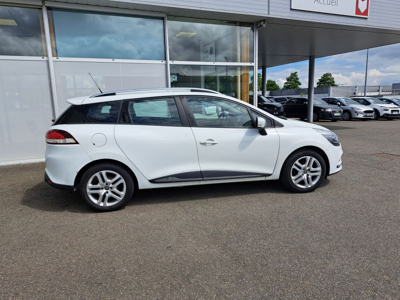 Photo 2 de l'offre de Renault Clio Estate (4) Business TCe 90 à 10790€ chez Carlyss automobiles Vitré