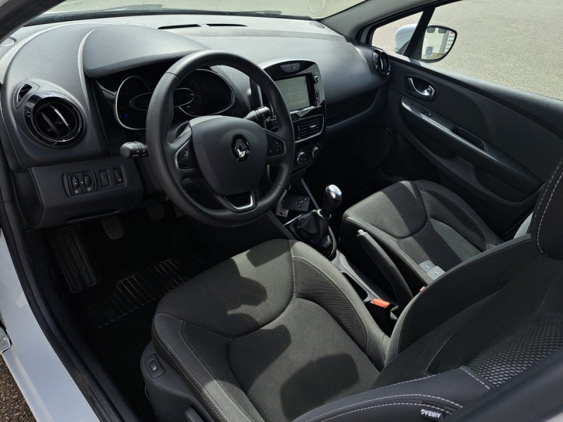 Photo 7 de l'offre de Renault Clio Estate (4) Business TCe 90 à 10790€ chez Carlyss automobiles Vitré